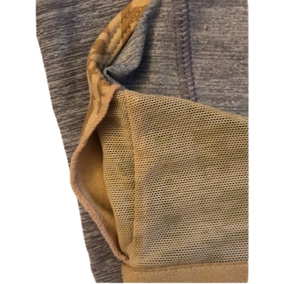 Lululemon Push Your Limits Gray White Tank Size 6 EUC - Picture 8 of 10